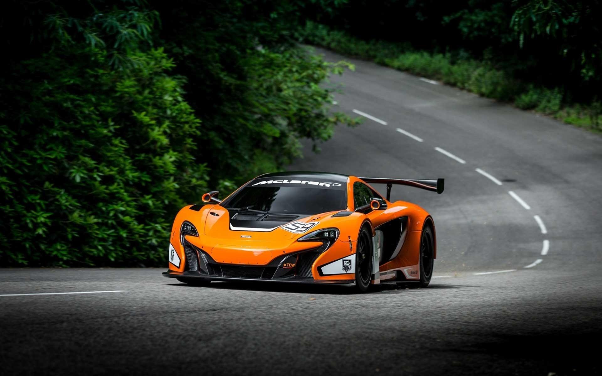 1920x1200 HD Car Wallpaper for Desktop