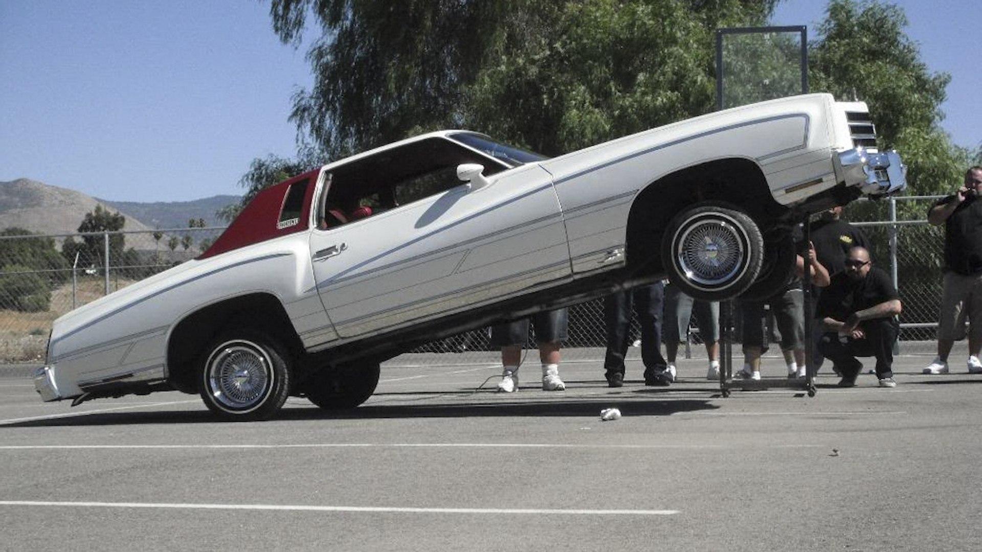 1920x1080 Hydraulic Lowrider Cars Defy Gravity