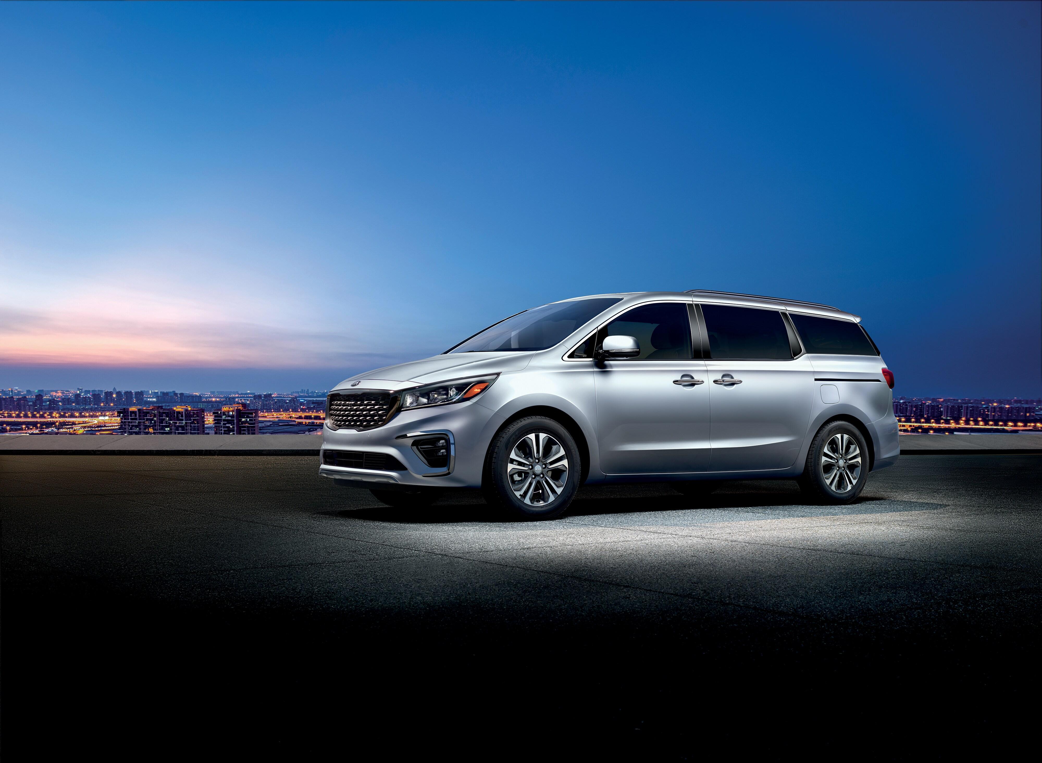 4000x2930 Explore the New KIA Carnival at Northtown Automotive Companies in Amherst