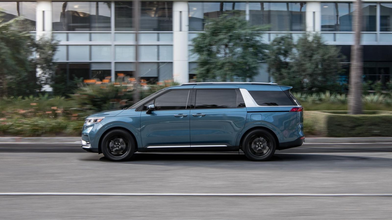 1600x900 Kia Carnival Earns IIHS Top Safety Pick Award in US