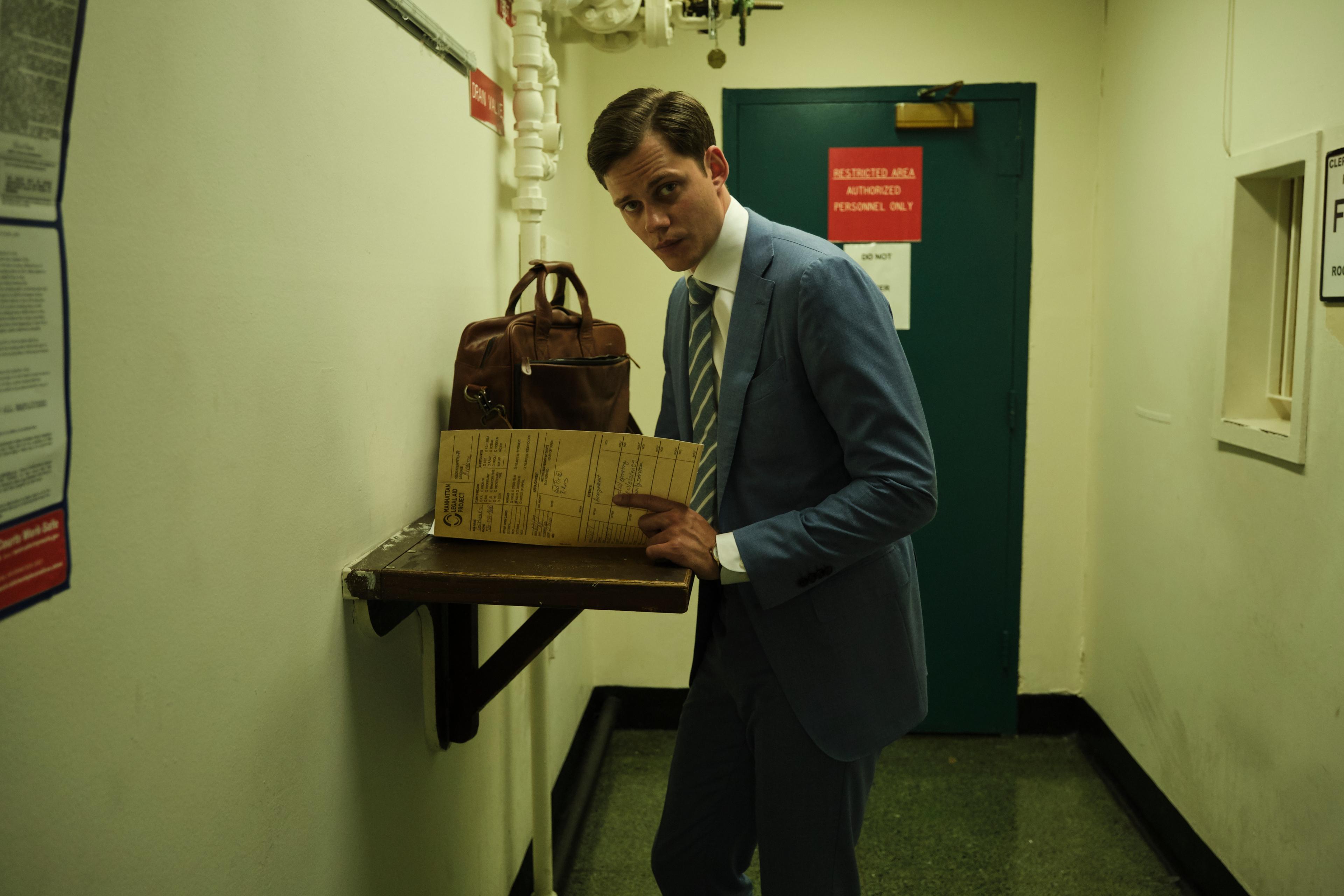3840x2560 4K Bill Skarsgård Wallpaper and Background Image