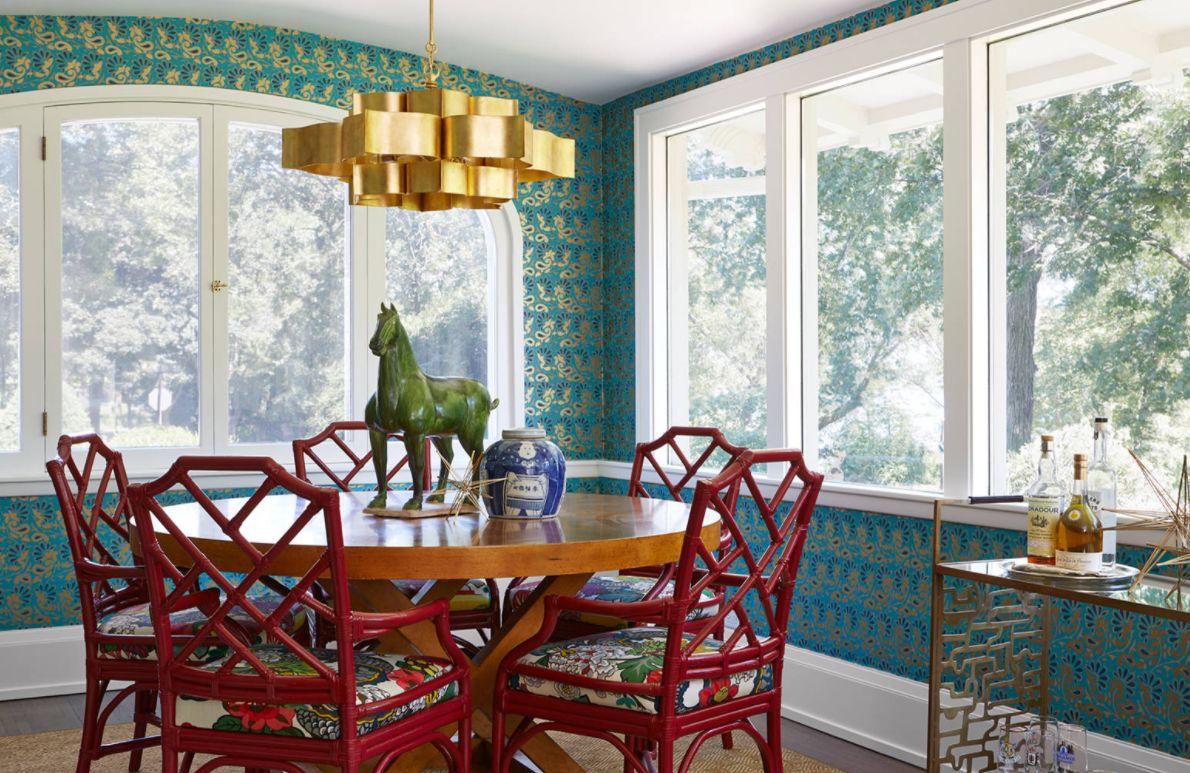 1190x773 The Surprising Versatility Of Gold Wallpaper Captured In Image