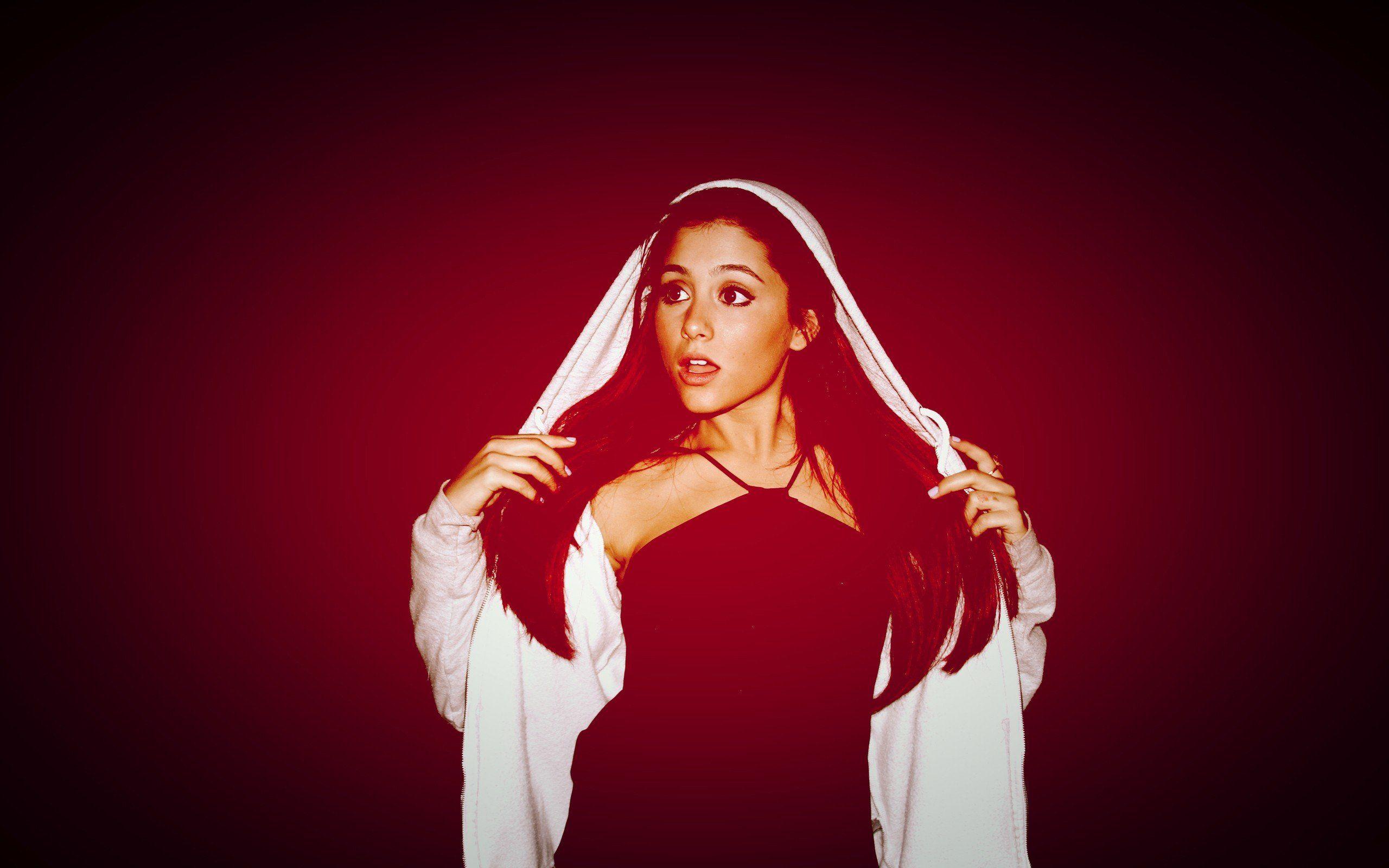 Ariana Grande Red Wallpapers Top Free Ariana Grande Red Backgrounds Wallpaperaccess 