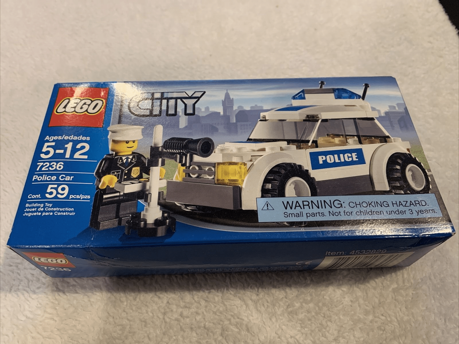 1600x1200 LEGO CITY: Police Car (7236) online