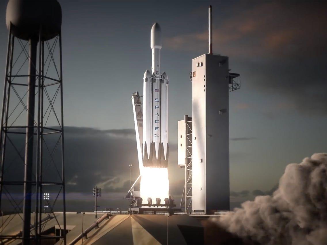 1136x852 Falcon Heavy Launch: Elon Musk 'at Peace' With SpaceX Rocket Prep Work