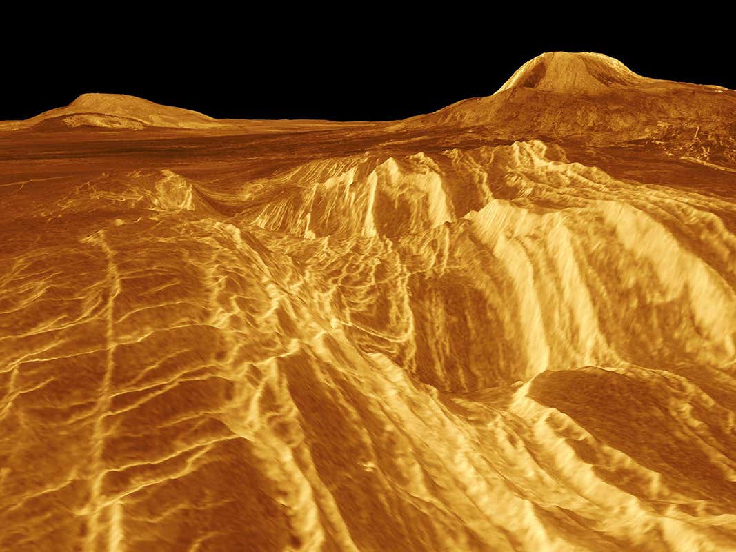 1067x800 Strange lines on Venus may be folded stacks of lava eroded