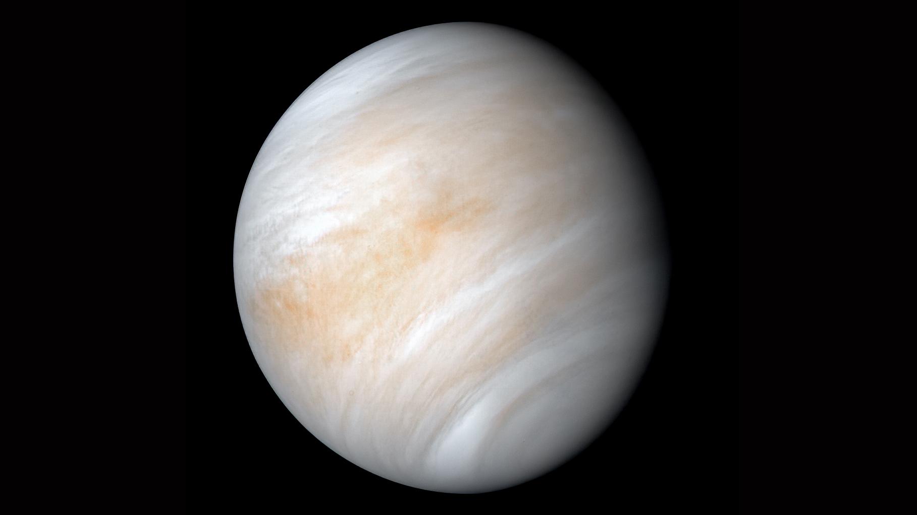 1817x1022 Photos of Venus, the mysterious planet next door