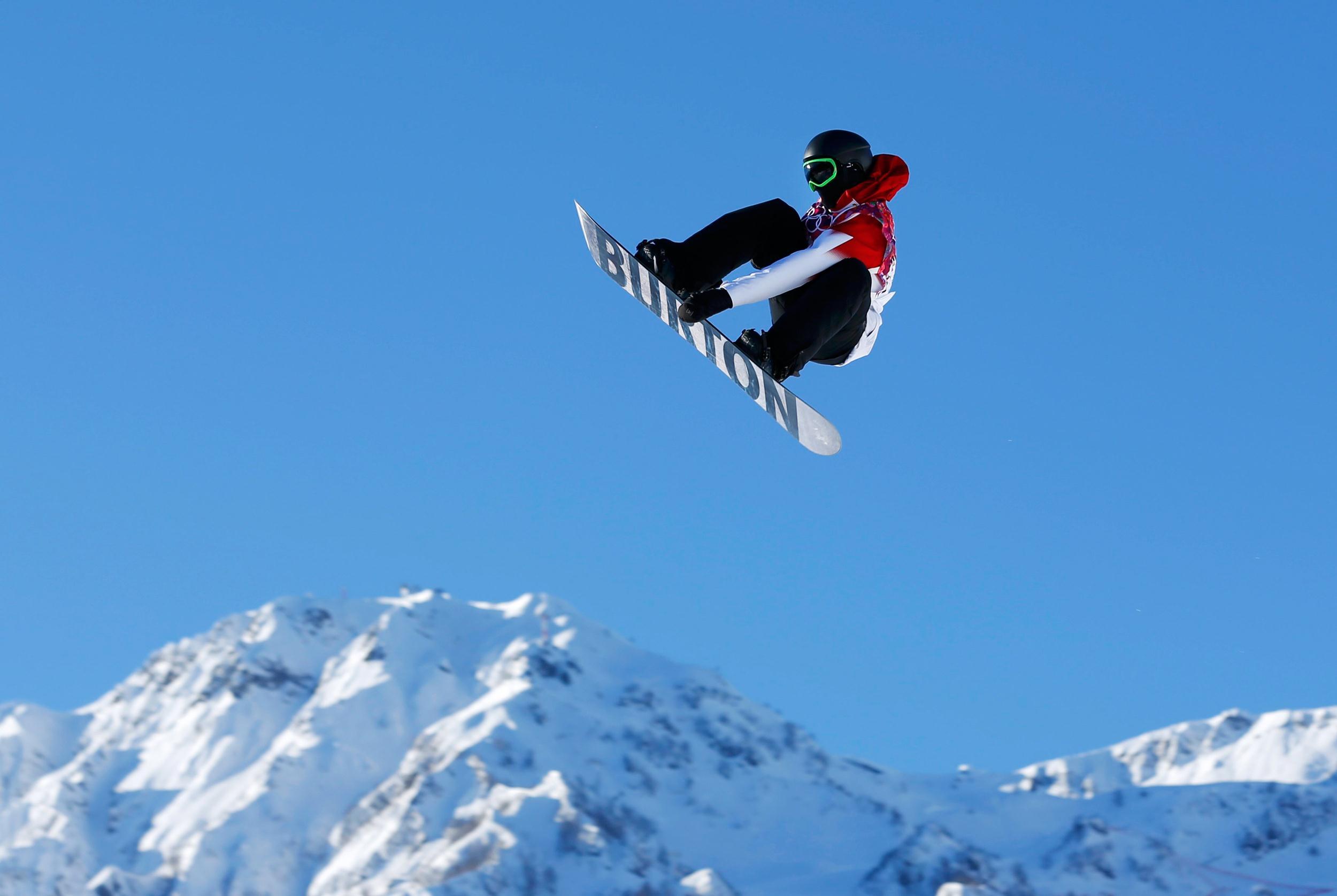 2500x1676 Snowboard Makers Gain Precious Air With Creative Spin