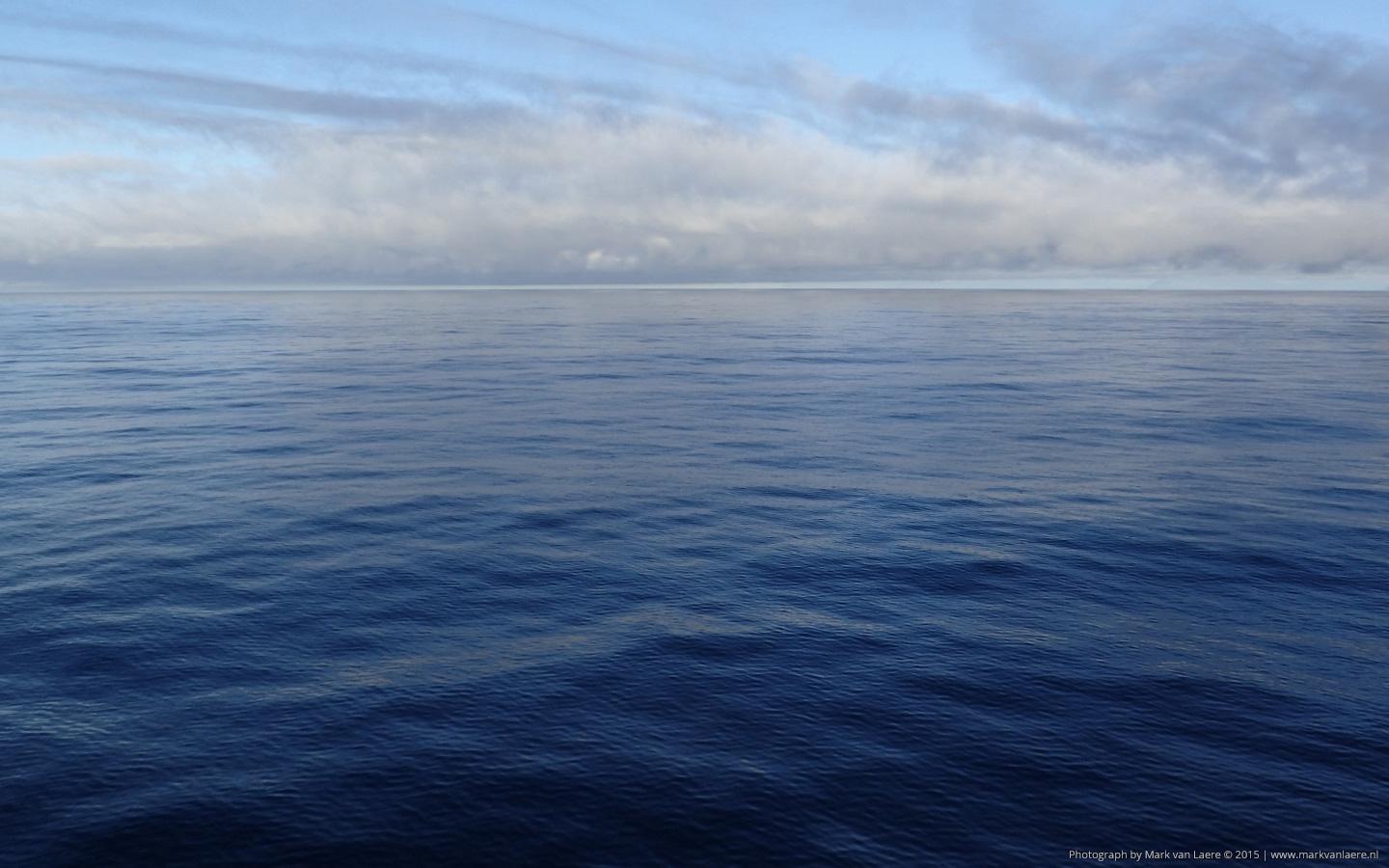 1440x900 Wallpaper: 'The Arctic Ocean' Arctic ocean near the coast of Iceland. Taken from the top deck of the ferry from Denmark., Arctic Ocean, Iceland. A wallpaper