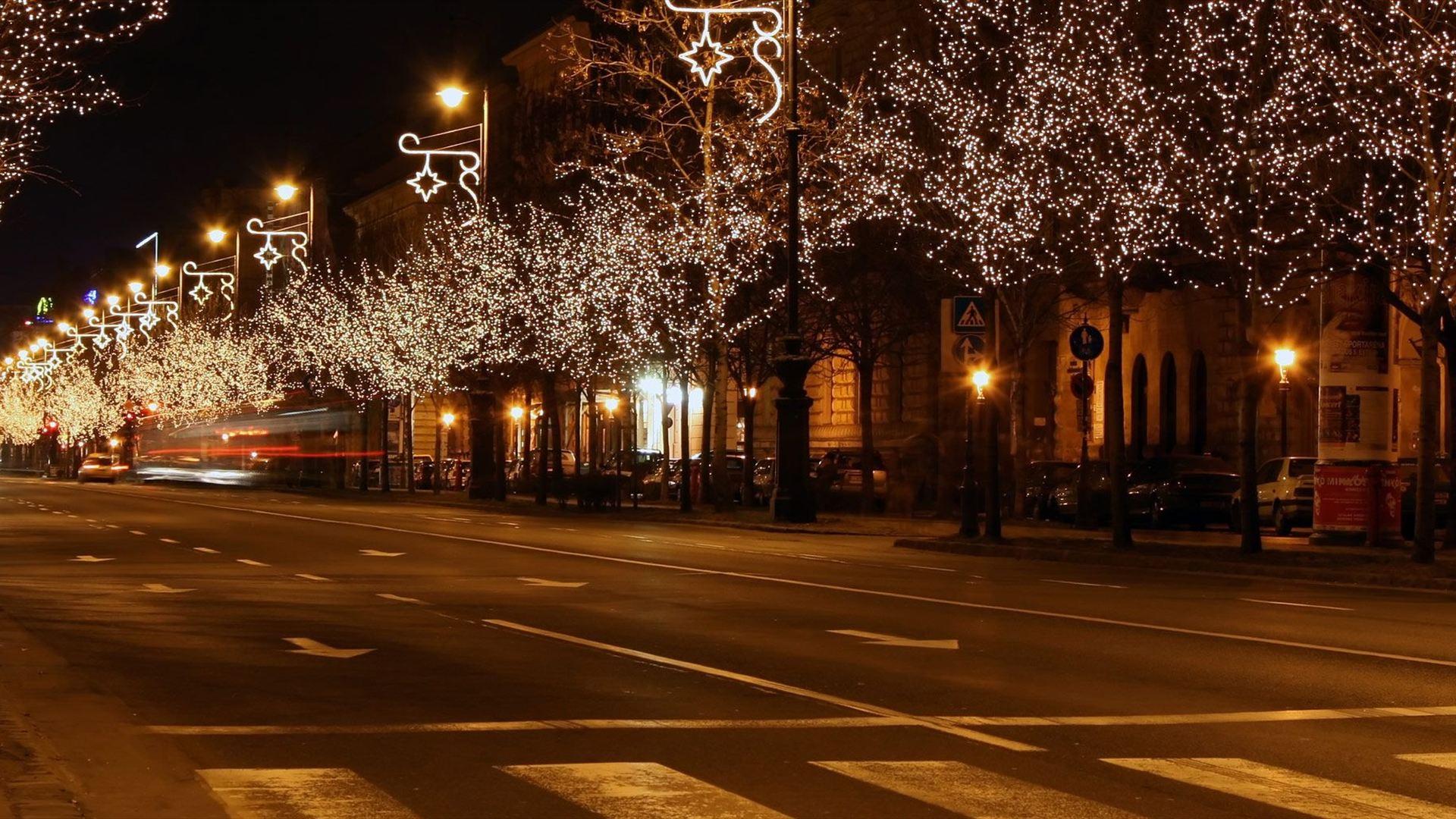 1920x1080 Budapest at Christmas • Image • WallpaperFusion by Binary Fortress Software