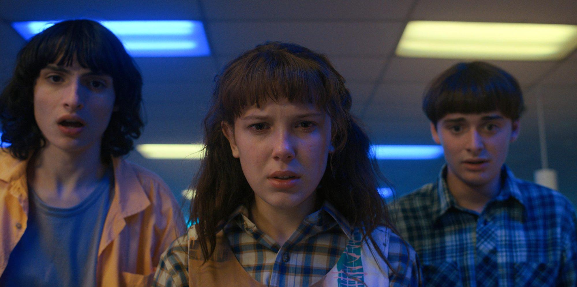 2000x996 Stranger Things Season 4 First Look Photo Boast Awful Teen Haircuts
