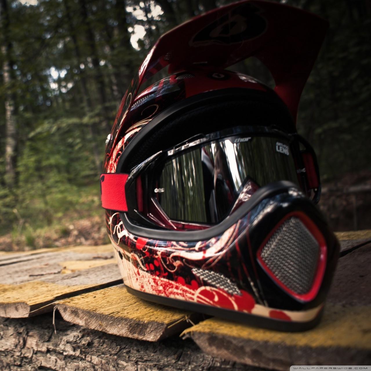 1280x1280 DH Helmet Ultra HD Desktop Background Wallpaper for : Tablet
