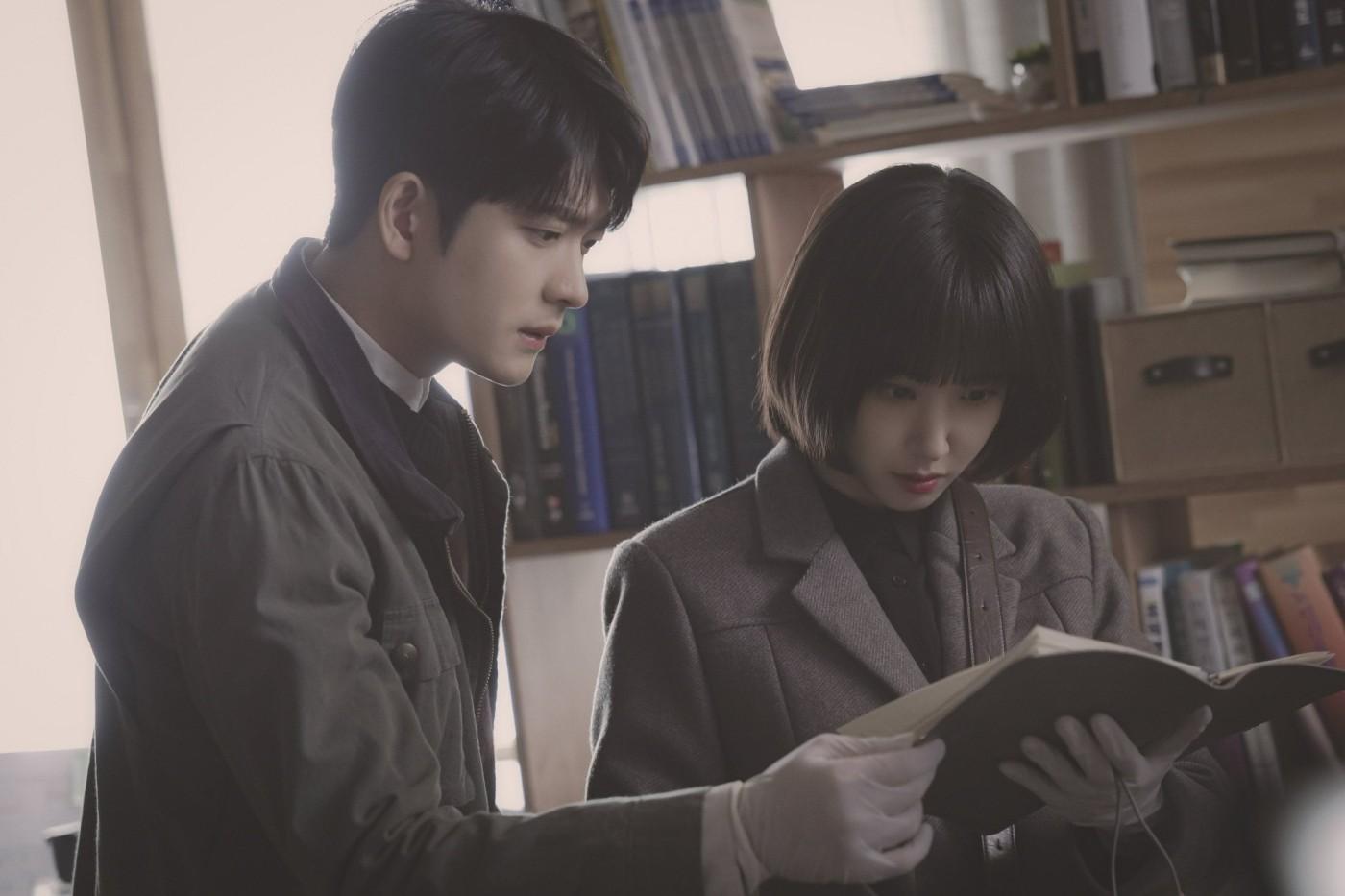 Extraordinary Attorney Woo Park Eunbins show is a warm worthwhile watch   Webseries News  The Indian Express