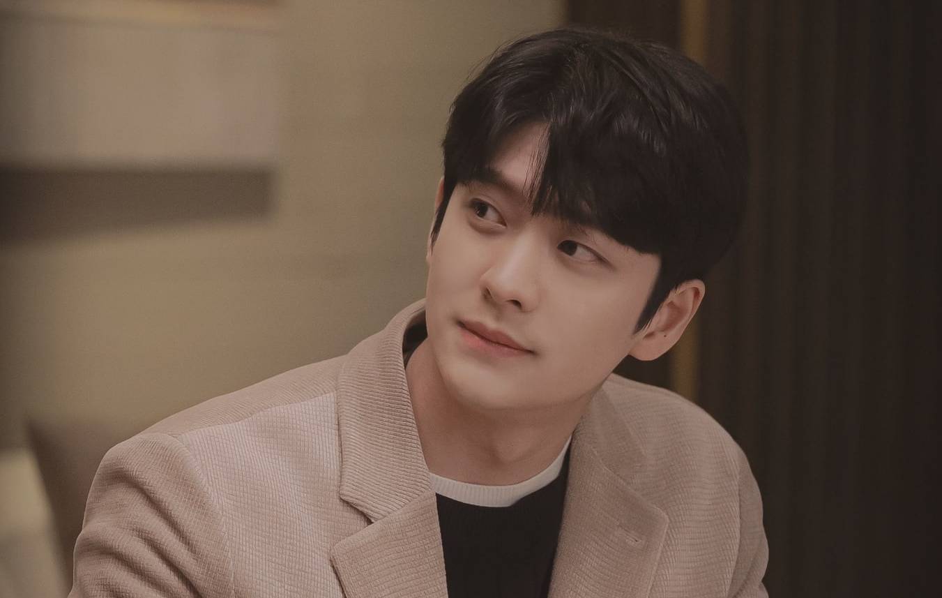 1351x857 Kang Tae Oh Ready To Steal Hearts in New Drama 'Extraordinary Attorney Woo'