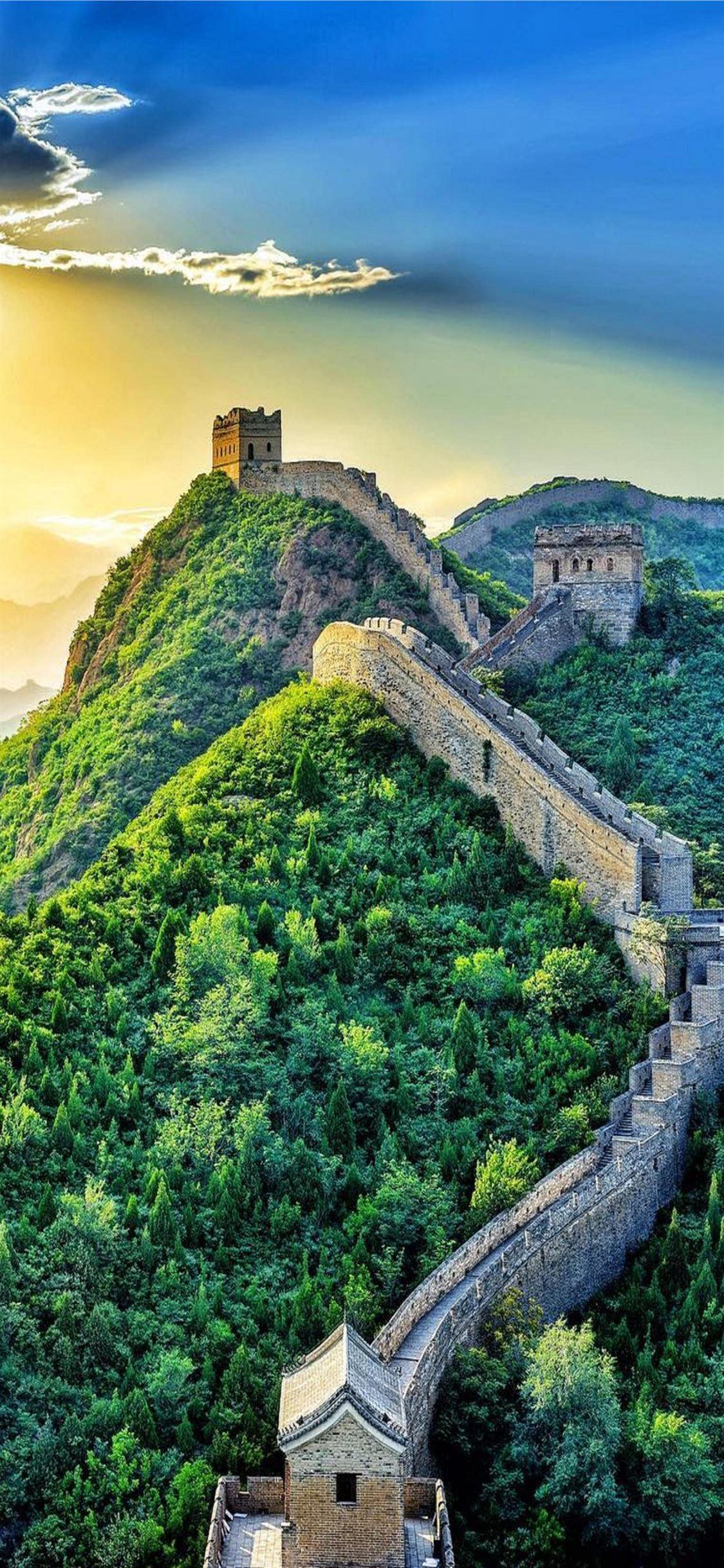 1125x2436 Great Wall of China #GreatWallofChina mostbeautifulplacestovisit #iPhone11Wallpaper. Great wall of china, China city, City wallpaper