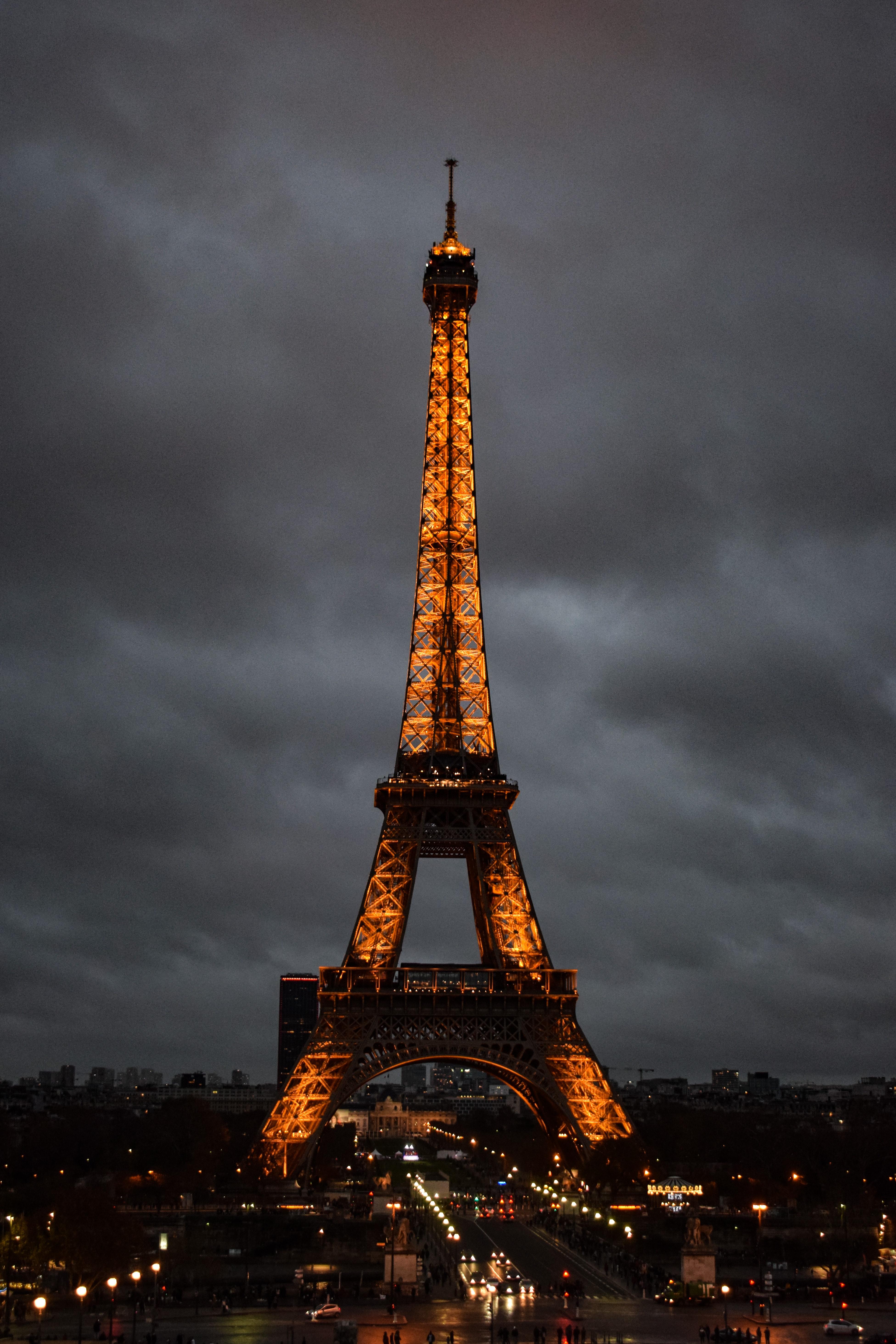 3903x5853 Eiffel Tower At Night Photo, Download The BEST Free Eiffel Tower At Night & HD Image