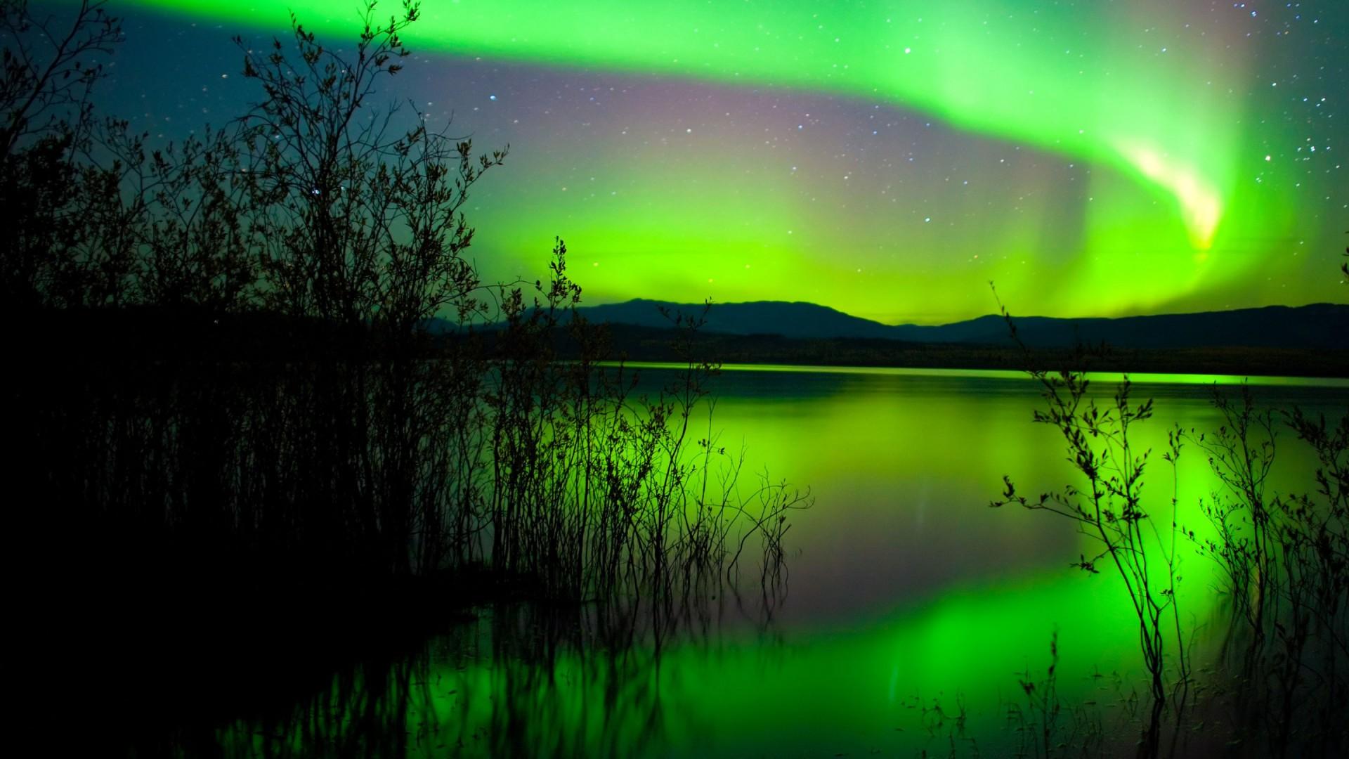 1920x1080 Green Northern Lights Canada HD Wallpaper