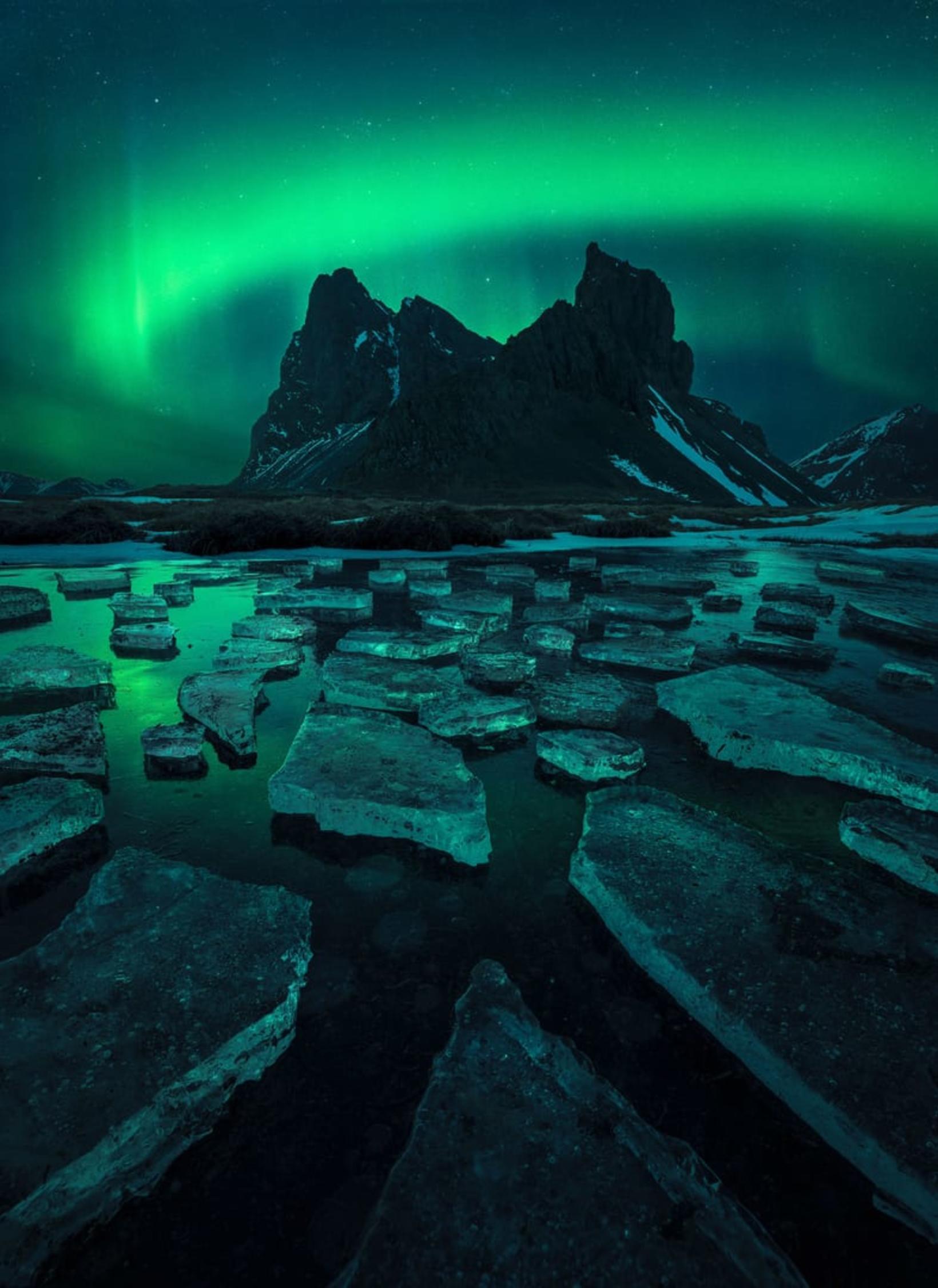 1640x2251 The 25 Best Northern Lights Photo of 2021