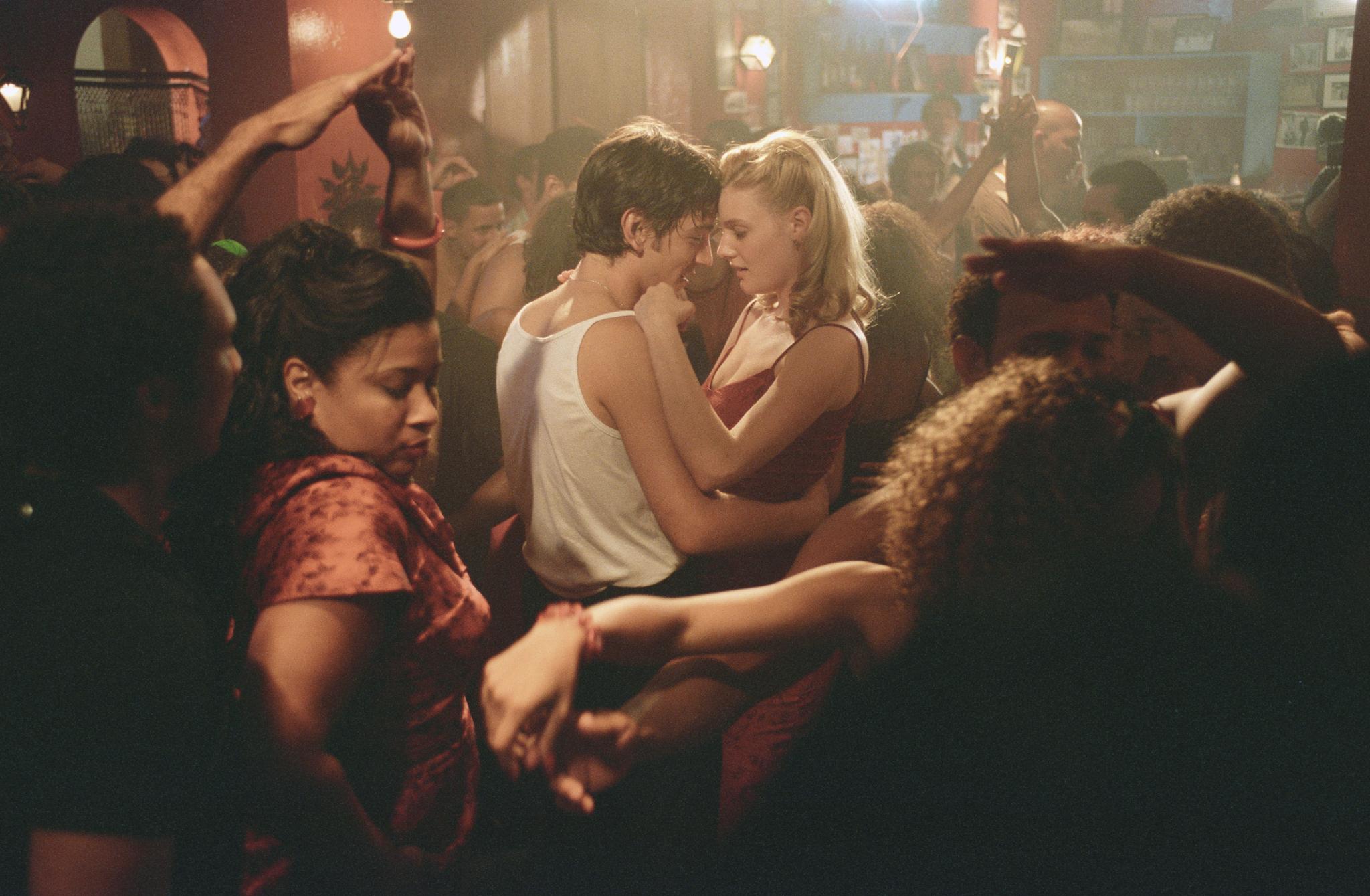 2048x1339 Dirty Dancing: Havana Nights (2004)