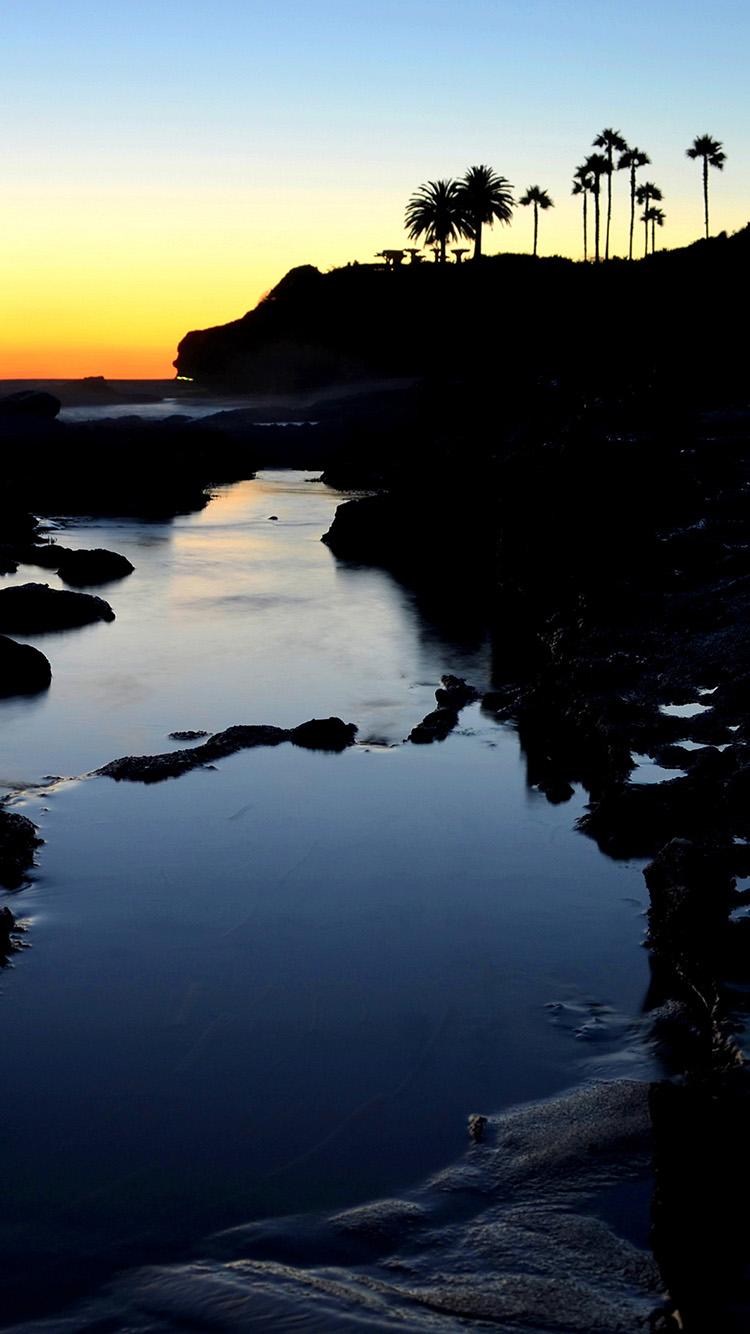 750x1334 Laguna Beach Wallpaper