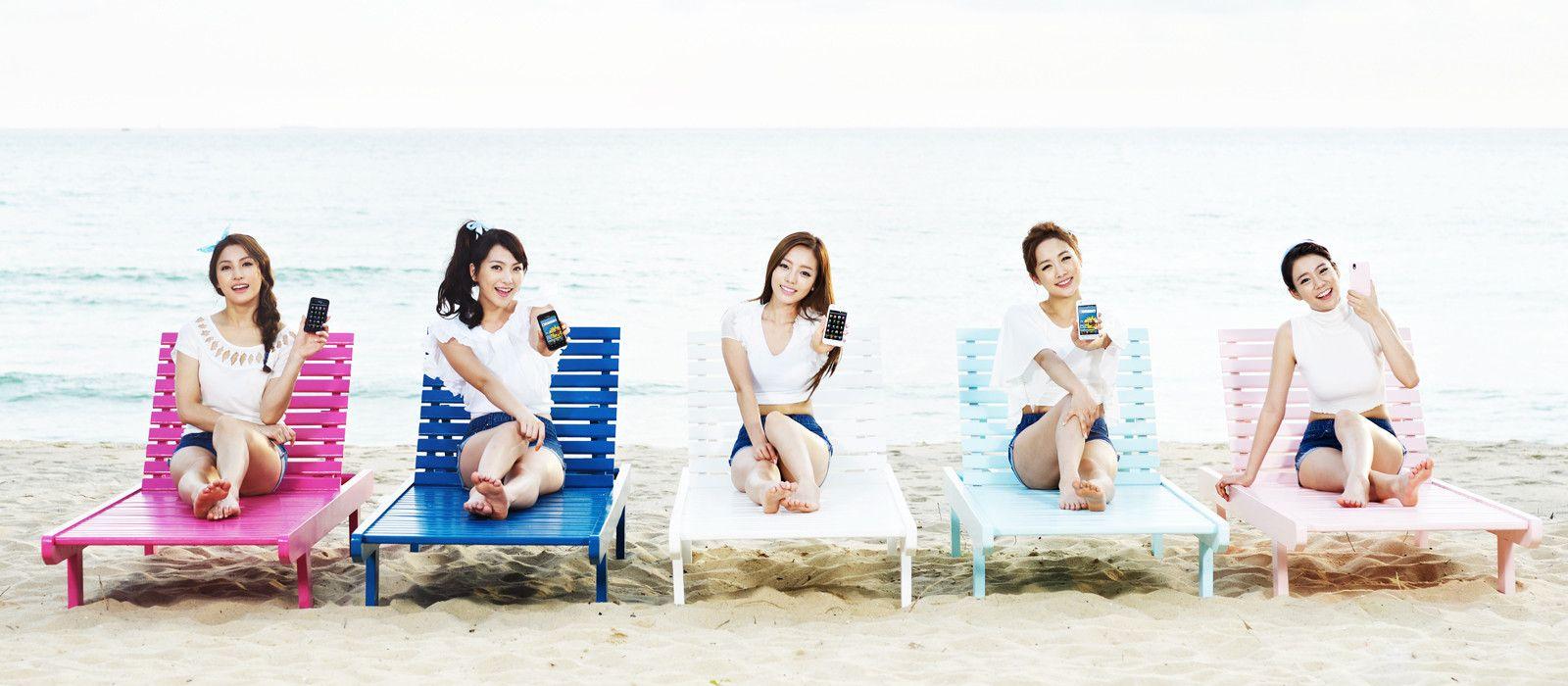 1600x700 kara wallpaper