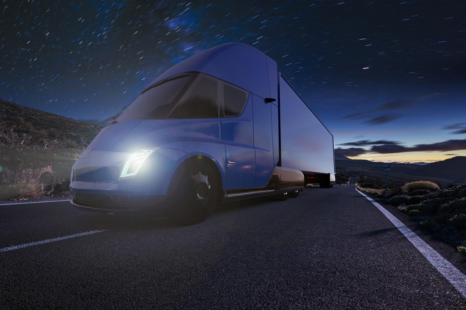 1600x1066 Electric Semi Trucks