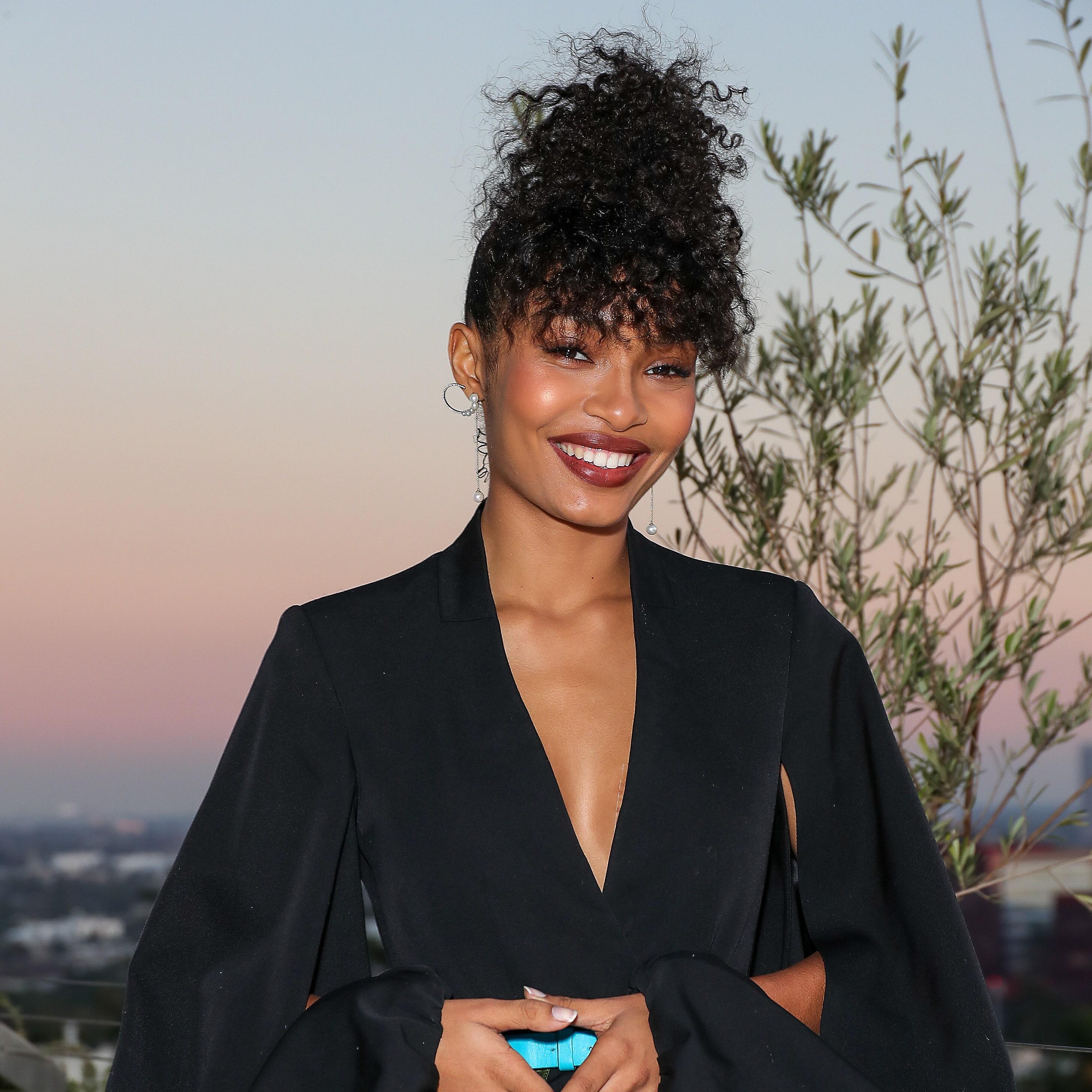 2912x2912 Yara Shahidi Is Producing Weed Comedy Smoakland for Freeform