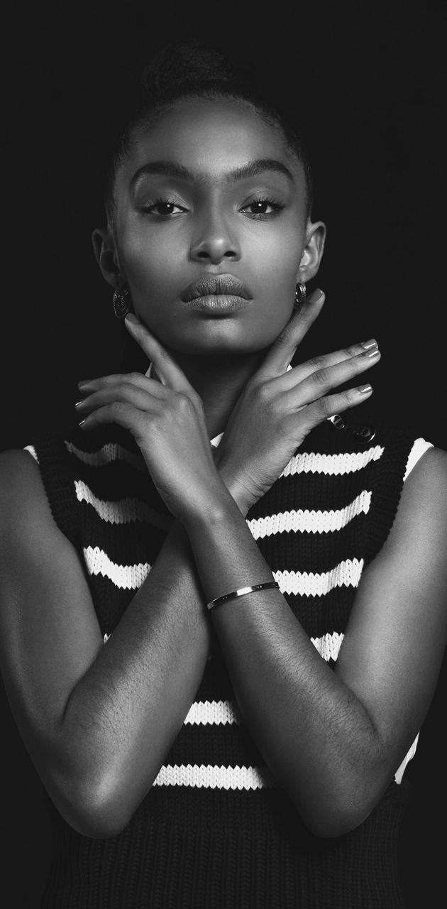 630x1280 Yara Shahidi wallpaper