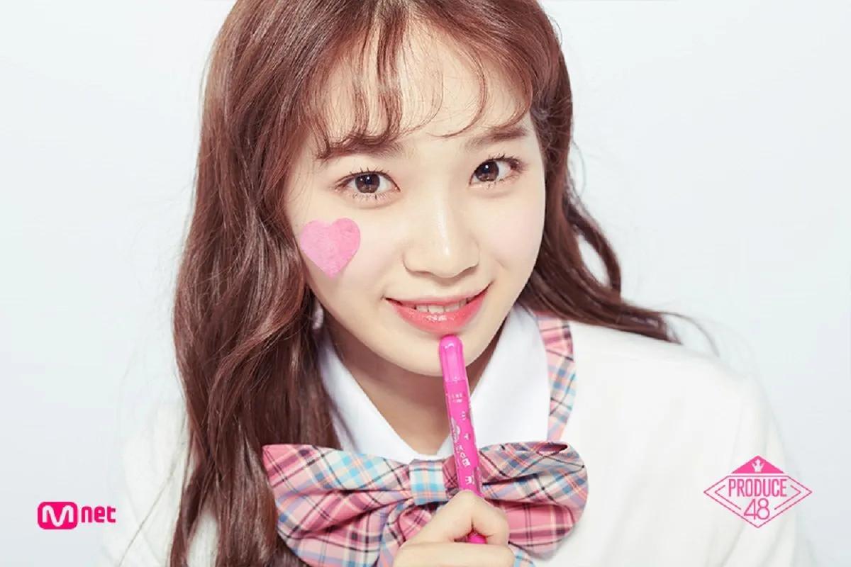 1200x800 Kim Chaewon 48 promotional photo