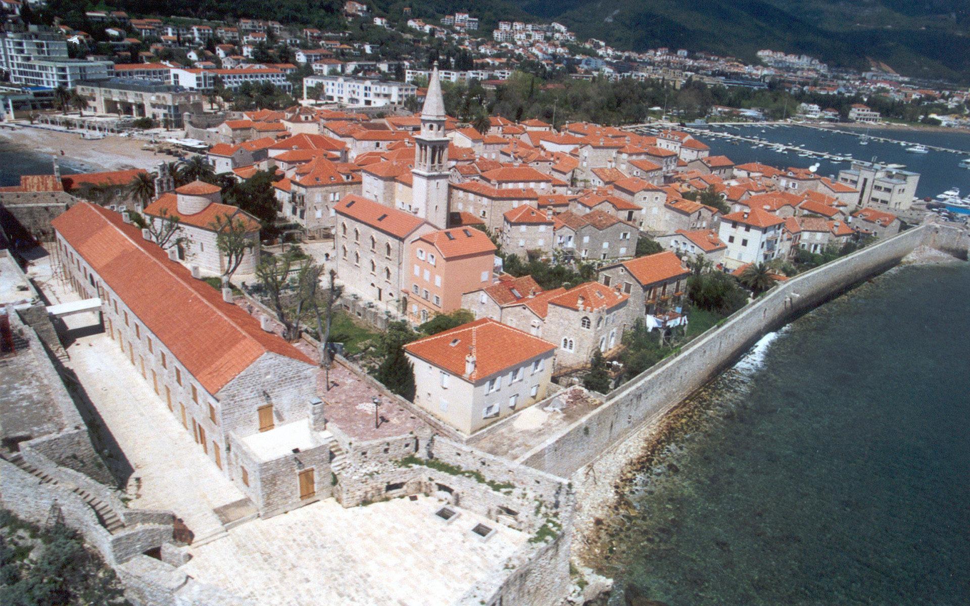 1920x1200 Budva, Montenegro Old Town Desktop