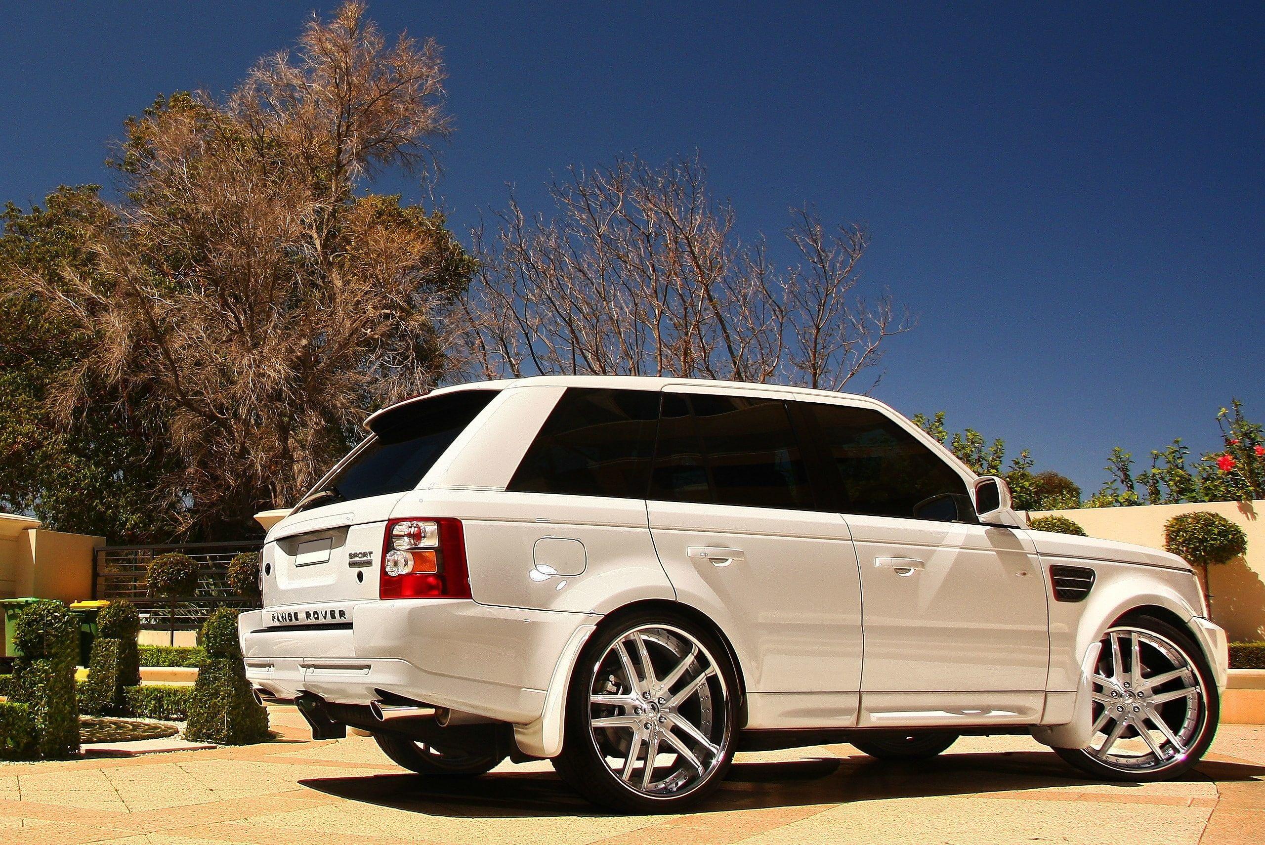2560x1710 Range Rover Sport Land Rover Range Rover #sport #white Range Rover Sport #summer Sky Garden #trees #yard K #w. Range rover sport, Range rover, Sports wallpaper