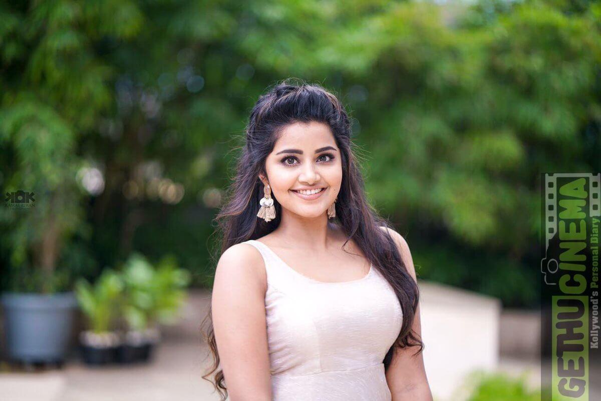 1200x801 Anupama Parameswaran In Tej I Love You