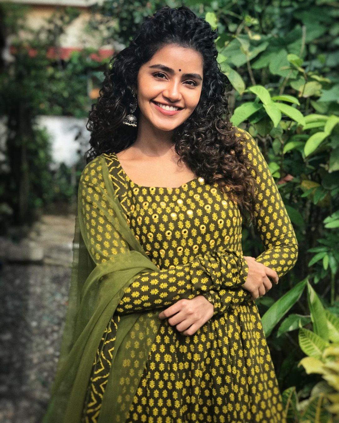 1080x1349 Download Anupama Parameswaran Picture and photo DP And Wallpaper