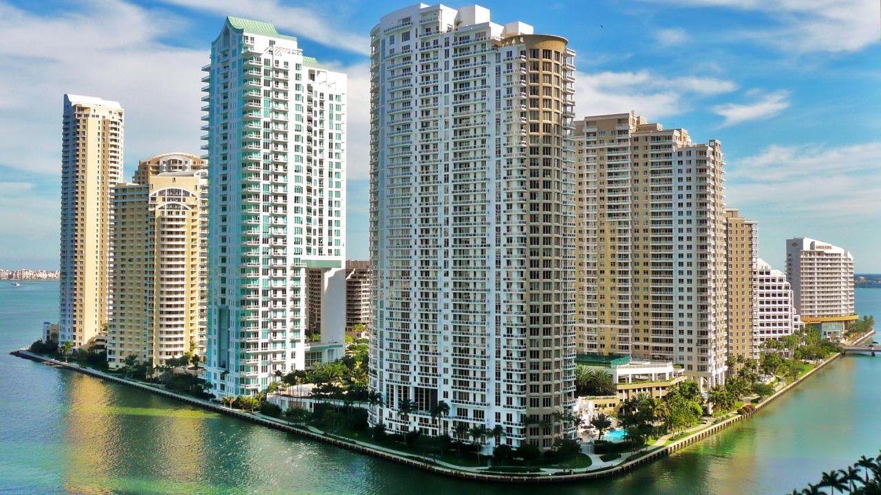 1280x720 High Rise Buildings In Miami Desktop Wallpaper 1280x720