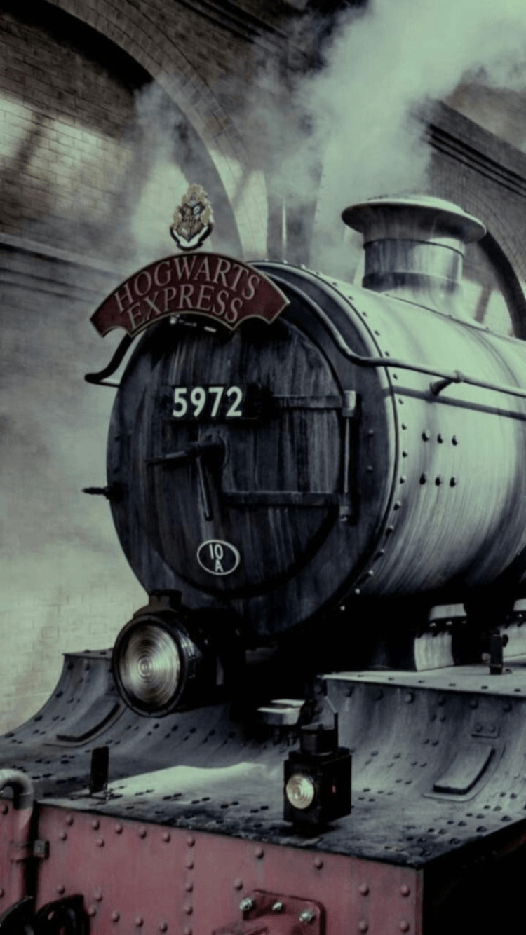 750x1334 The beloved Hogwarts Express. Harry Potter. Hogwarts, Harry potter