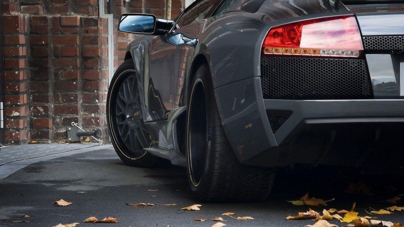1366x768 Sports car wallpaper 1366x768