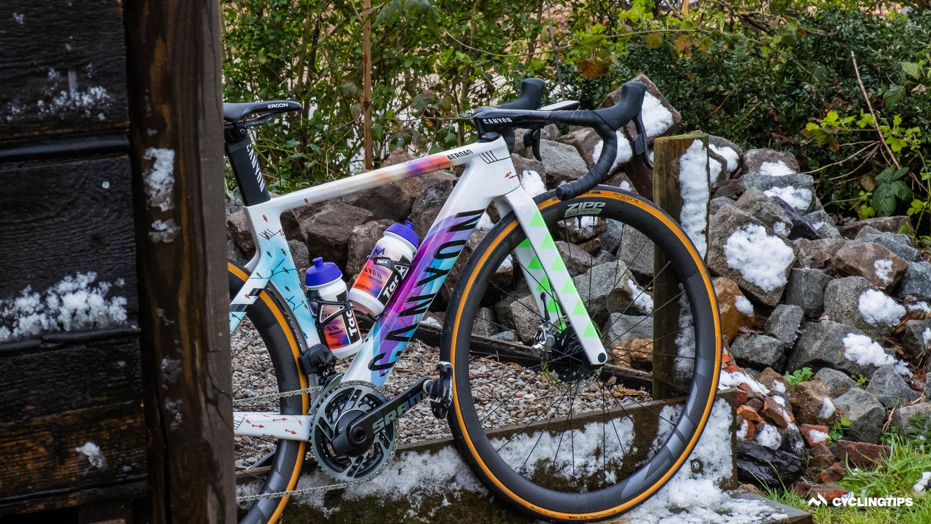 1920x1080 Gallery: Kasia Niewiadoma's Canyon Aeroad team bike