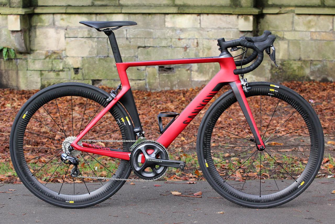 1280x855 Just in: Canyon Aeroad CF SLX 7.0 Di2