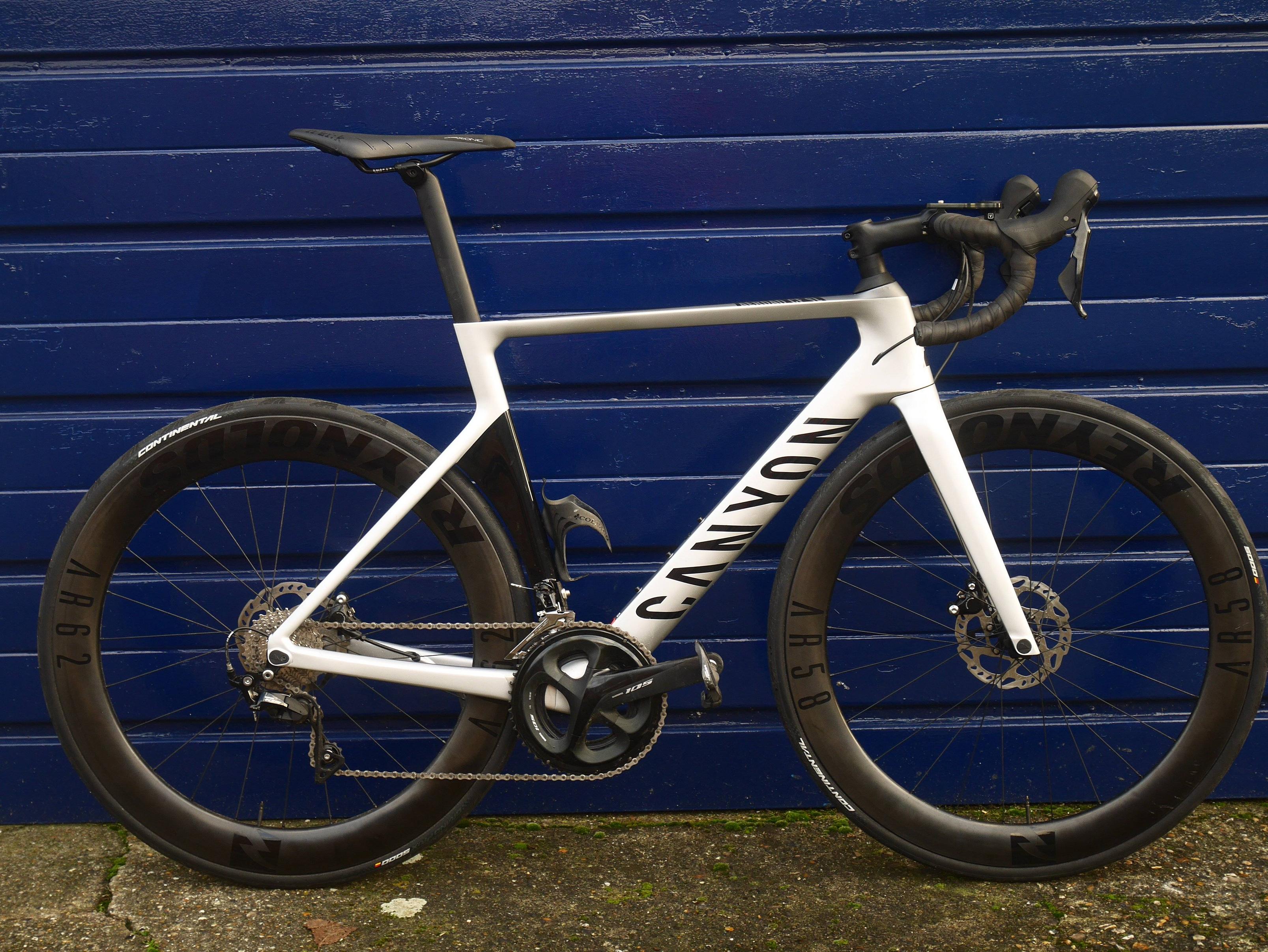 3214x2414 Canyon Aeroad CF SL disc photo
