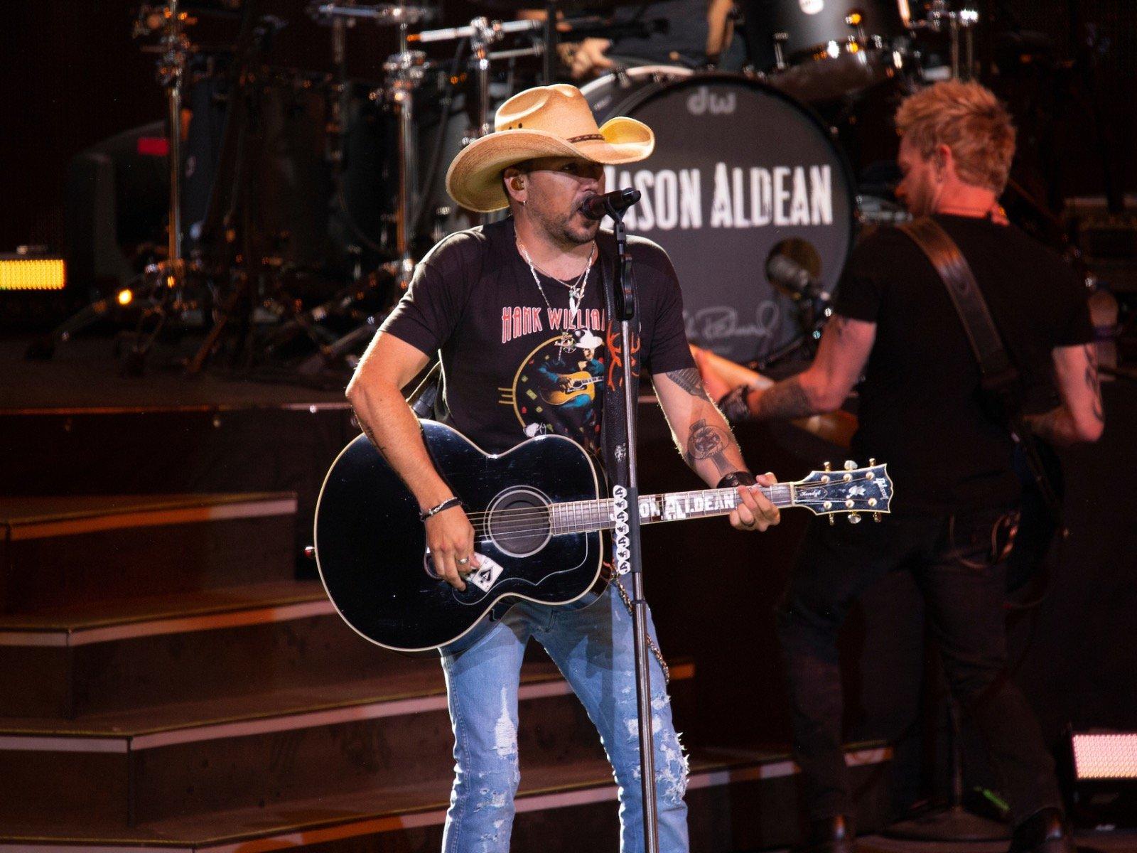 1600x1200 reasons why you shouldn't have missed Jason Aldean's Summerfest show