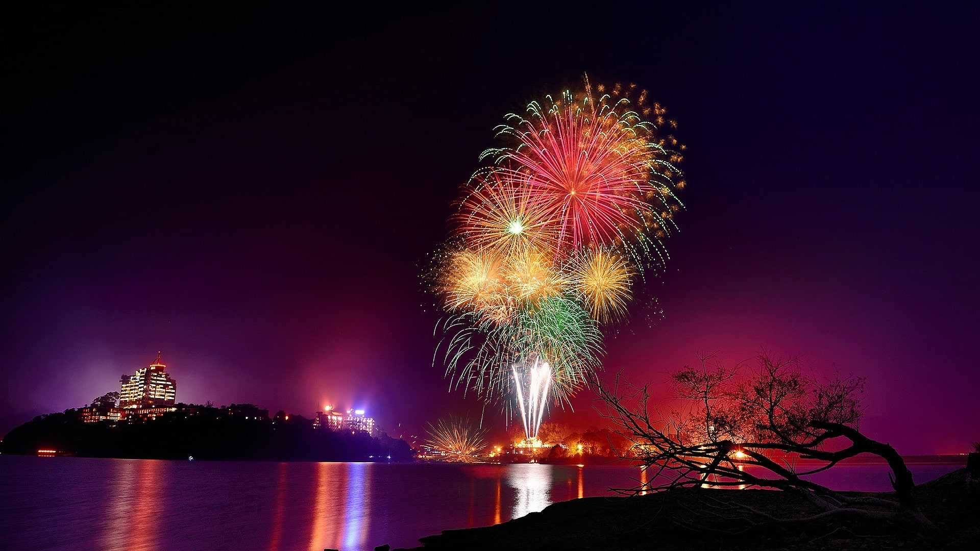 1920x1080 Fireworks Wallpaper