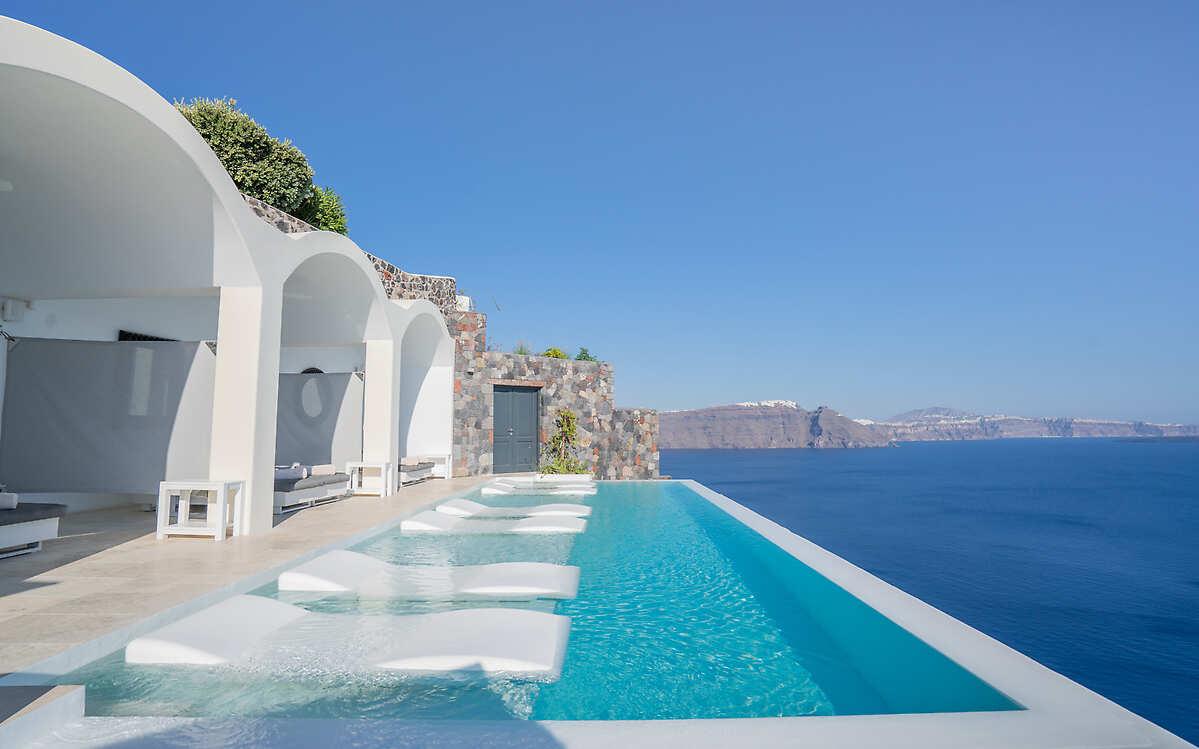 1199x749 Canaves Oia Suites, Santorini. Fine Hotels + Resorts