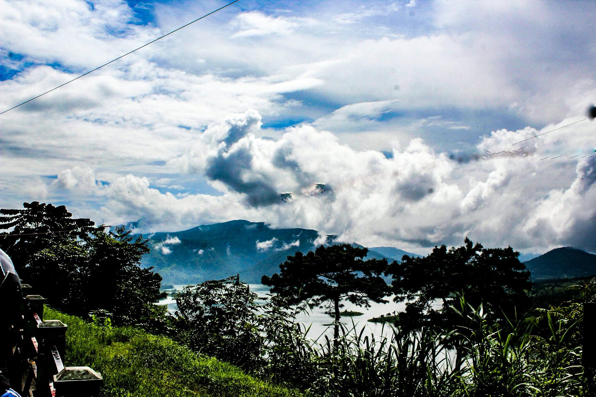 2048x1366 Places to visit near Shillong Must Visit (Scotland of the East)