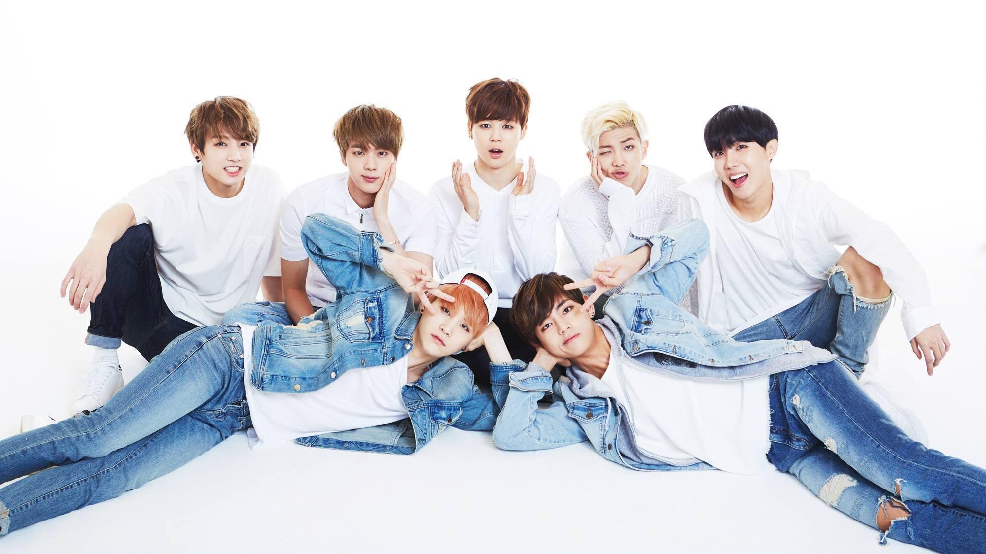 Bts Wallpapers Top Free Bts Backgrounds Wallpaperaccess