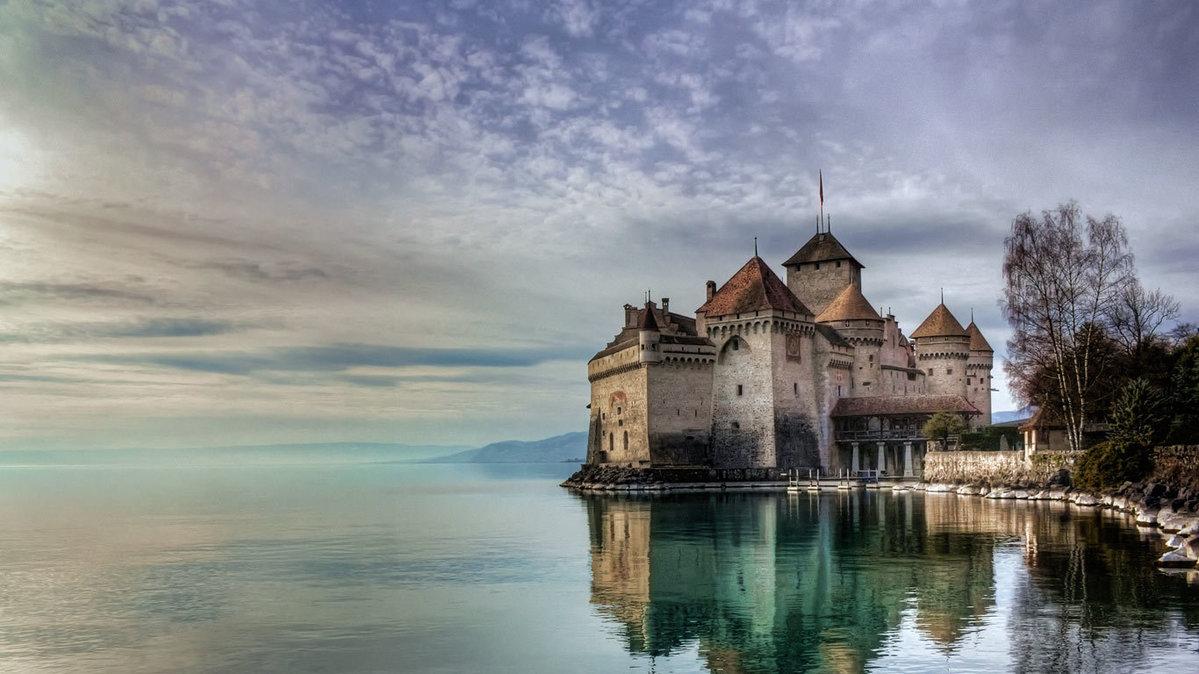 1199x674 Château De Chillon On Lake Geneva, Switzerland (© Philippe Saire Photography Getty Image) Hong Kong STORY Hulutrip