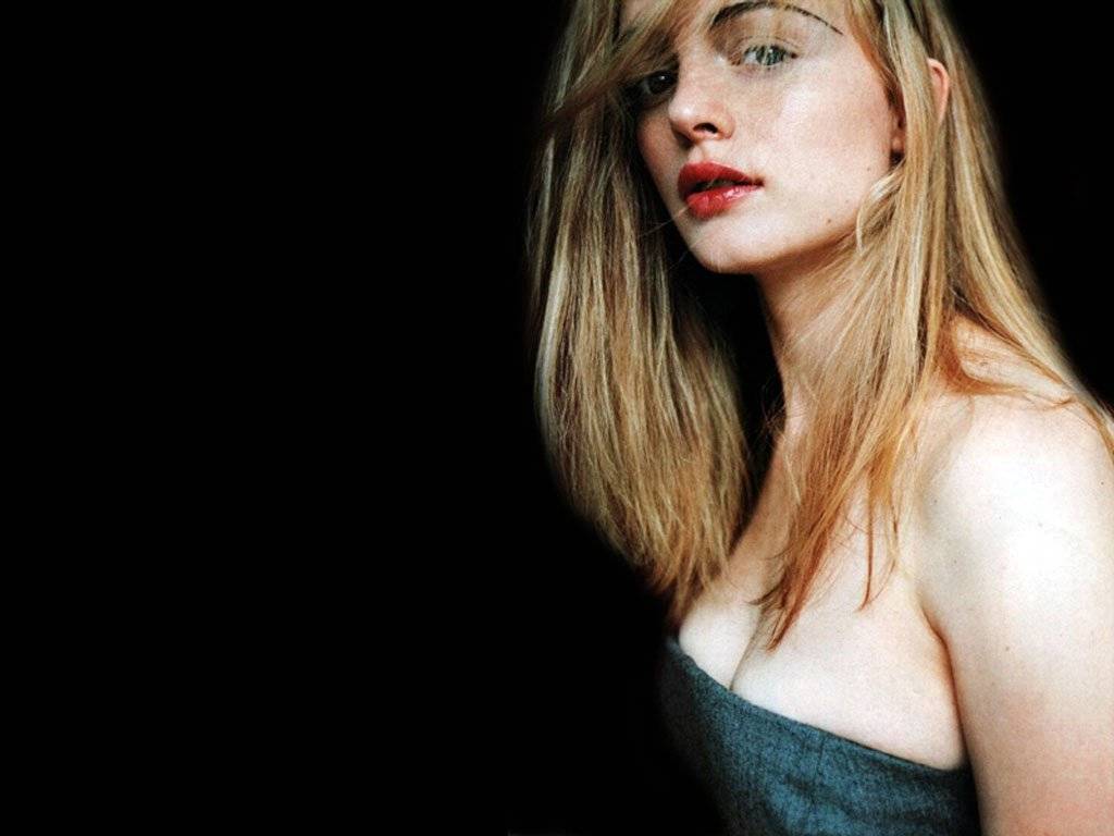 1024x768 Heather Graham Graham Wallpaper