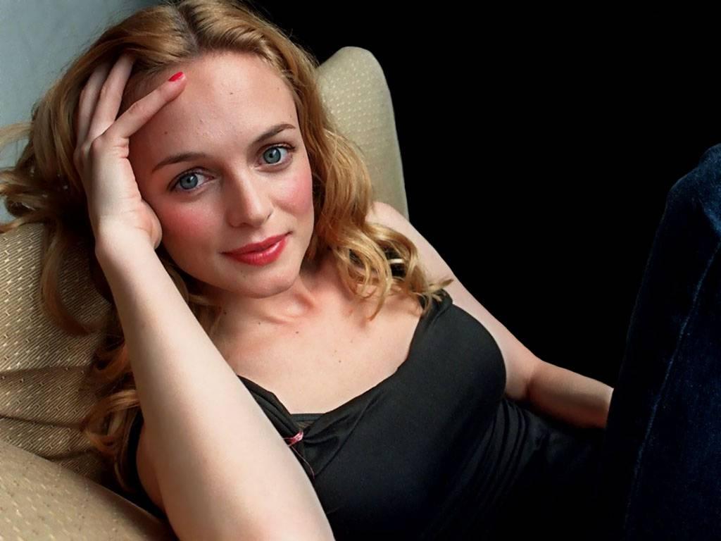 1024x768 Heather Graham Graham Wallpaper