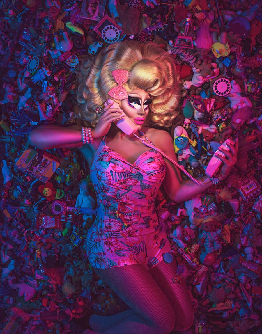 900x1148 Download Rupaul's Drag Race Trixie Mattel Wallpaper