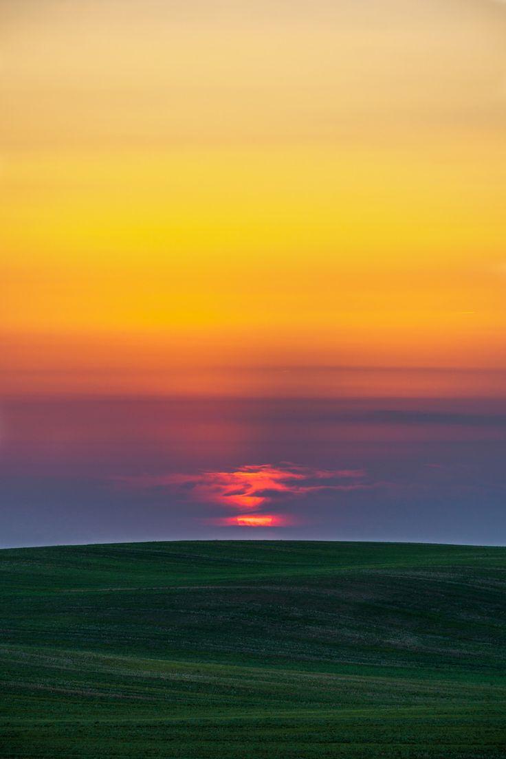 736x1104 Colorful evening sky over Mecklenburg / Germany [1365x2048 OC]. wallpaper/ background for iPad mini/ air/ 2 / pro/ laptop. Evening sky, Sky, Beautiful nature