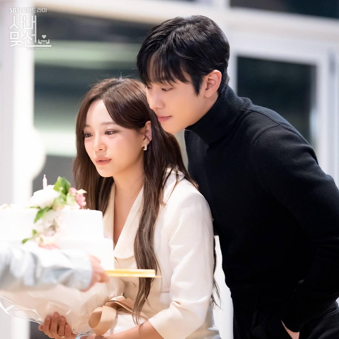 1080x1080 Photos New Stills Added for the Korean Drama 'Business Proposal' HanCinema